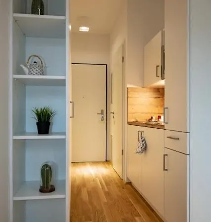 Myroom - Serviced