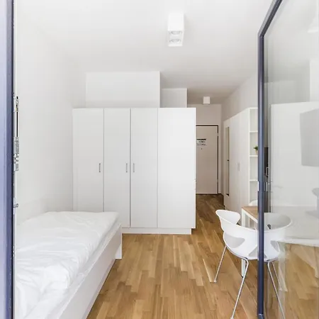 Myroom - Serviced